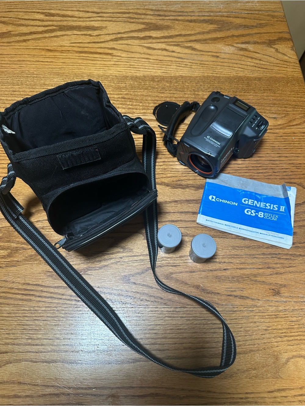 Genesis II GS-8 Point and Shoot Camera, Bag, 2 Rolls Film, Battery Works